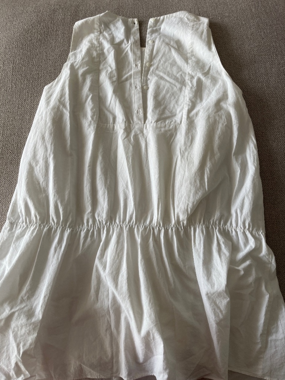 White linen sleeve